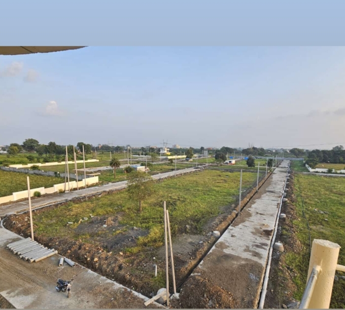 Find reliable real estate dealers in Indore with local market knowledge.